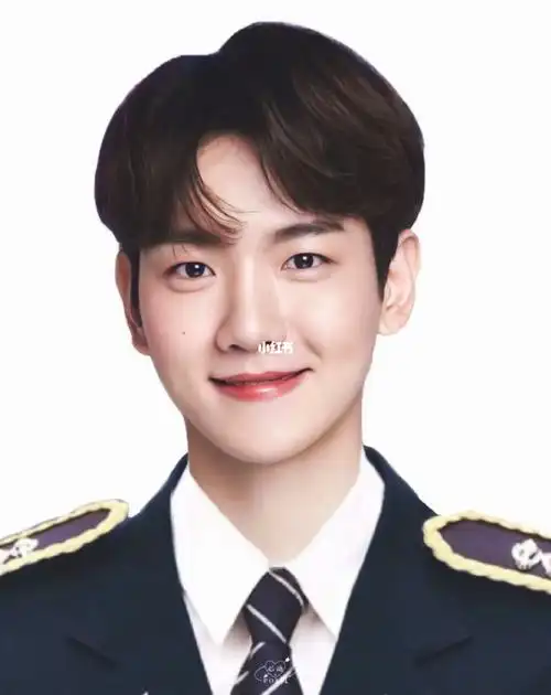 exo  #边伯贤  #baekhyun  #手机壁纸 #证件照正式步入3开头啦～臀殚