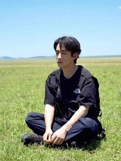 reno11拍出朱一龙人生照片