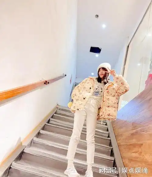 唐嫣未来感穿搭风格高级时尚又酷飒