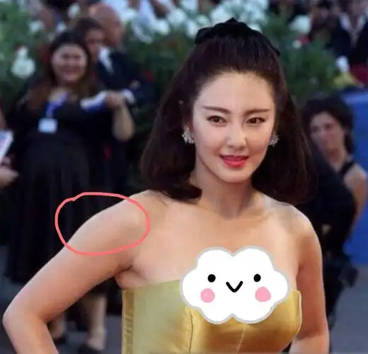 张雨绮肩宽背厚,吴谨言斜方肌发达,女明星是怎么隐藏身材bug的?_腾讯