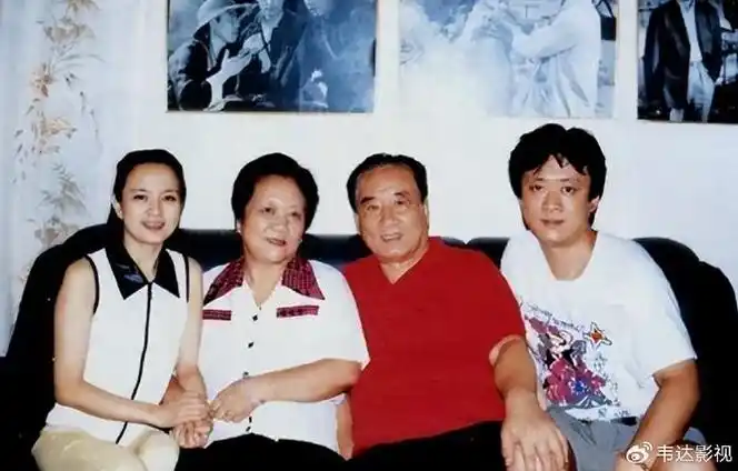 照顾精神病妻46年,妻子离世后,儿子撮合他再婚|杨洸|庞学勤|妻子_新浪