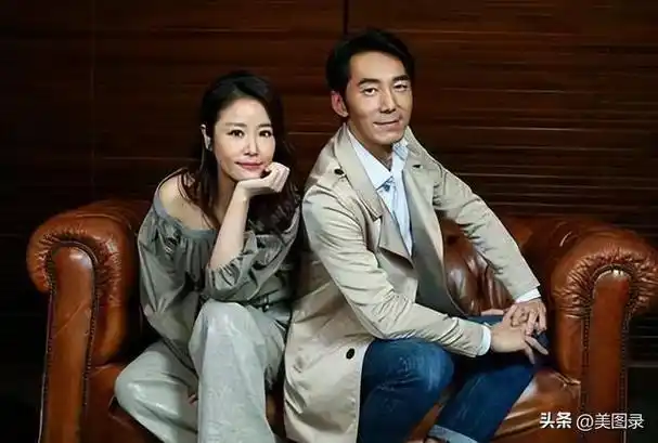 林心如和霍建华,林心如穿卡通皮肤蜡黄难掩阿姨感,老公男神依旧