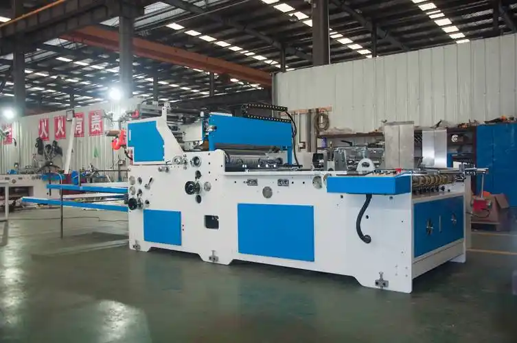 全自动瓦楞纸压线切角贴窗机-安庆永华包装机械_机器_检查_位置