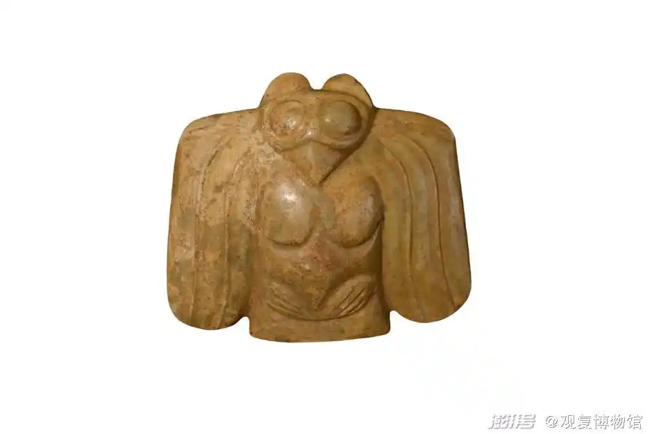 红山文化时期 玉鸮 黑龙江红辽古玉博物馆藏