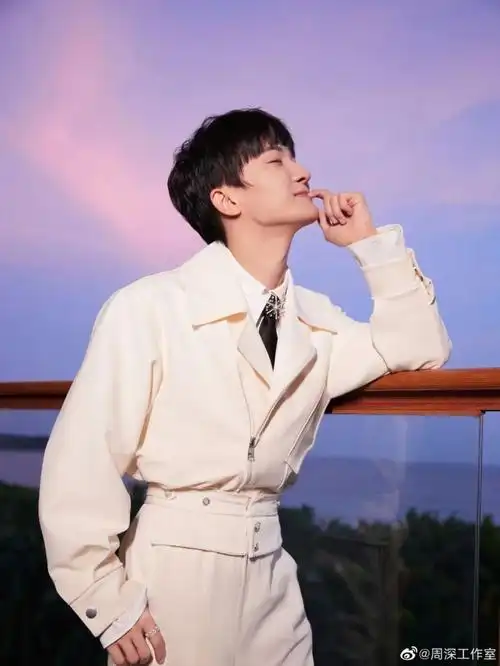 周深·深歌入梦|火柴星点 大爱无疆_腾讯新闻