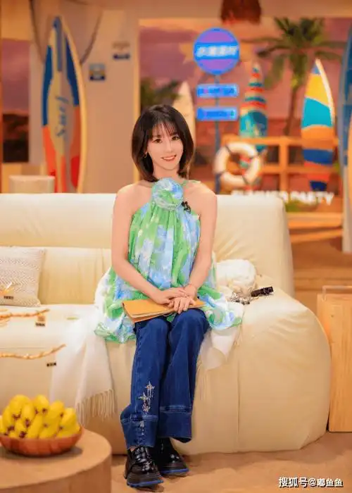 不愧是吴京老婆!40岁谢楠,颜值身材真性感啊!