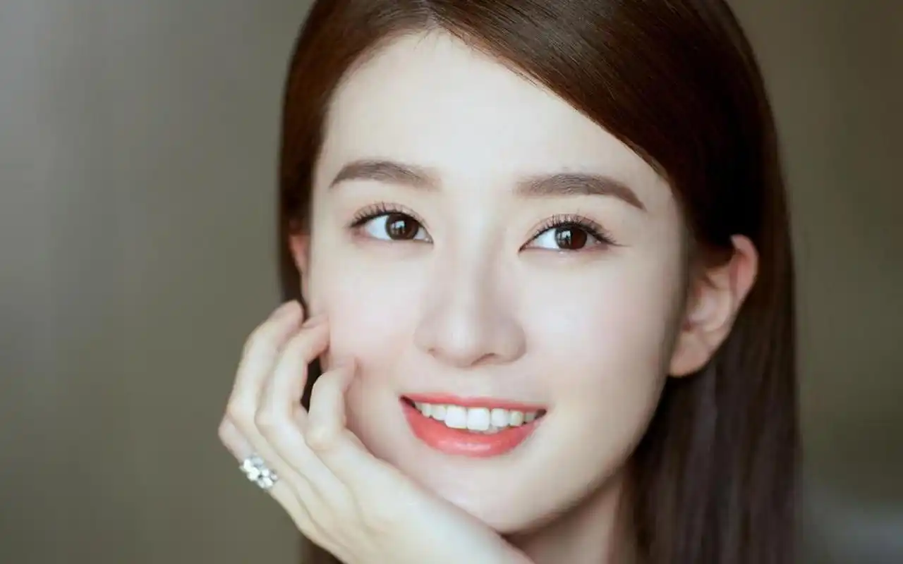 乔欣清新迷人写真图片桌面壁纸