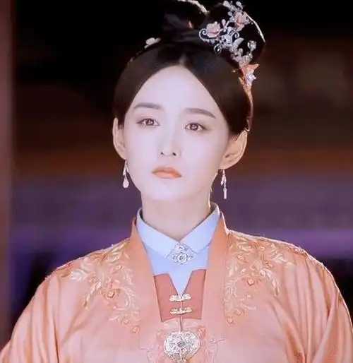 魅力何泓姗,精彩演绎《锦心似玉》乔莲房