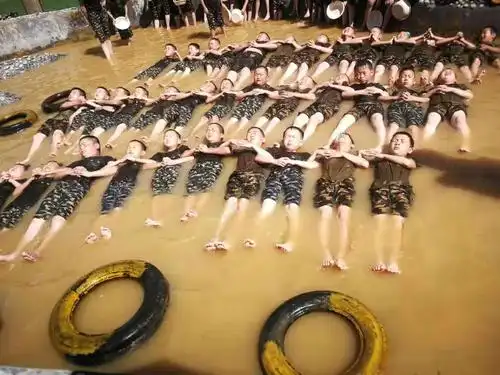 第一次参加夏令营(恩施格林小镇7天)