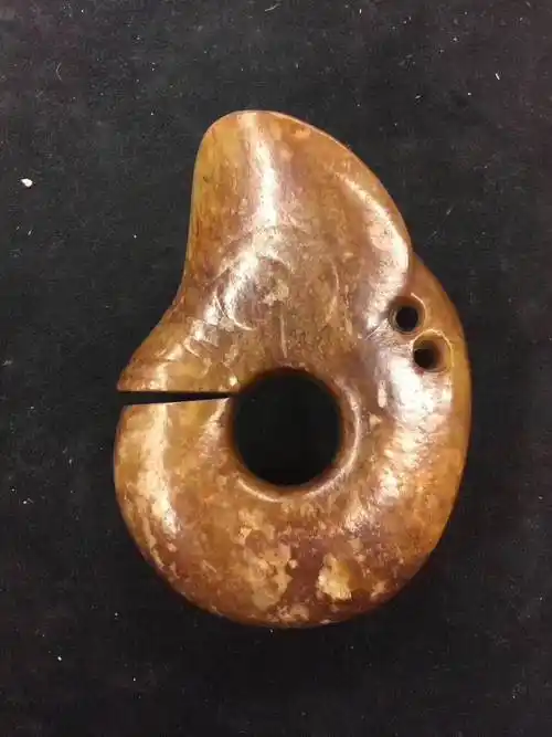 000 -7,000青玉猪龙其中,一件红山文化玉猪龙以190万美金的价格落槌