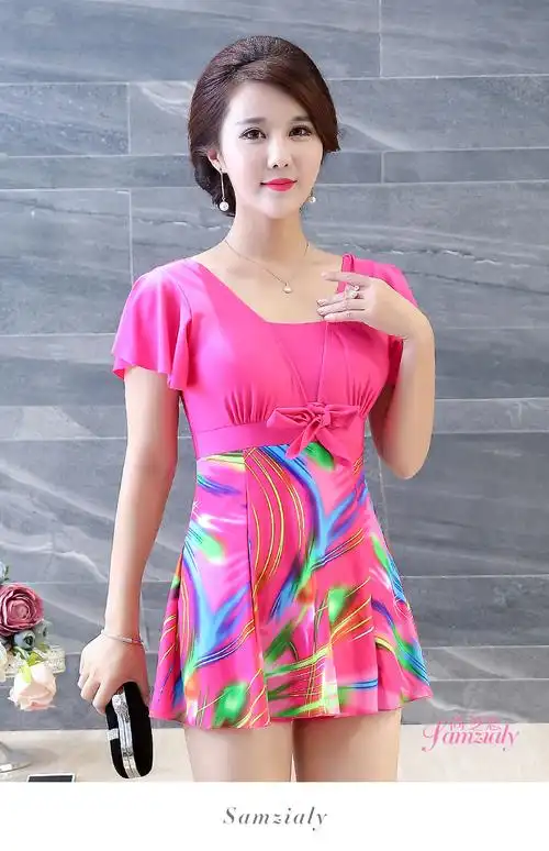 中年泳衣女保守连体裙式遮肚显瘦游泳衣款中老年人泡温泉大码妈妈