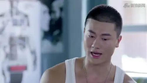 麻辣变形计:火狼女想要击败总教官,秦升:你击败我了再讨论这个