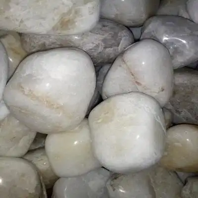 新品鹅卵石雨花石天然纯白色高抛光鹅暖石k彩色大小石头沙子鱼缸