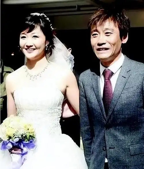 "前国脚"高峰:抛弃那英与刚出生的儿子,19年过去,他现在如何