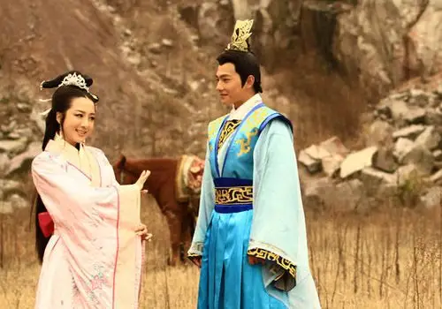 李依晓《新洛神》唱黄梅戏与杨洋秀甜蜜