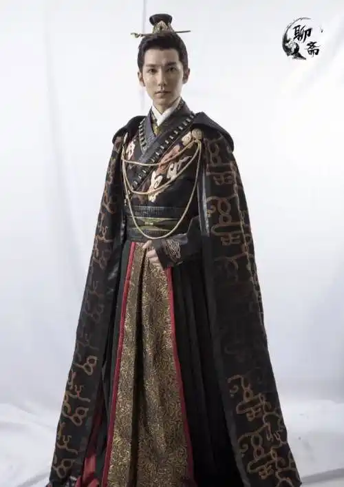 大陆主演:炎亚纶赖雨濛贾征宇吴茉彤陶慧敏苗皓钧王鑫陈之辉类型:古装