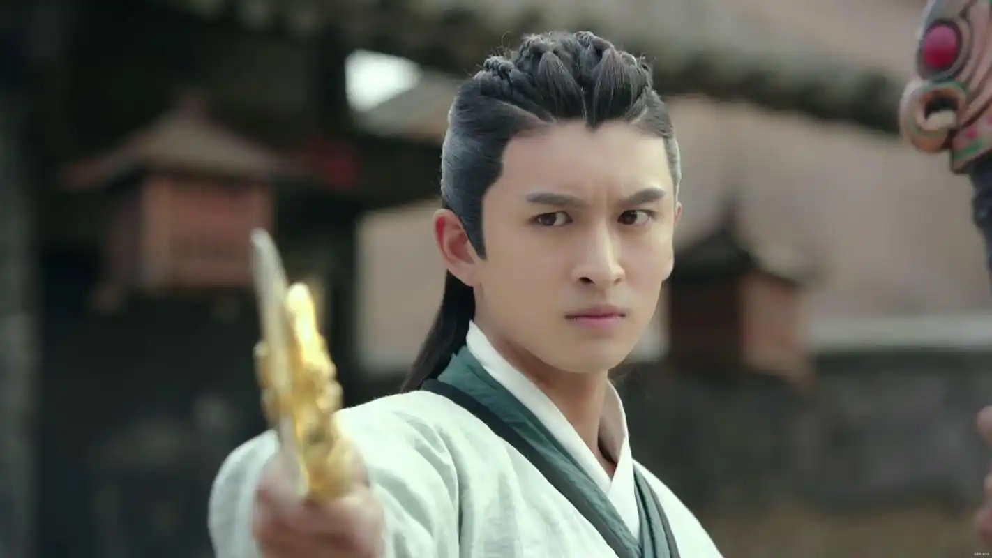 张云龙在《轩辕剑之汉之云》中的帅气剧照,你喜欢古装的他吗?
