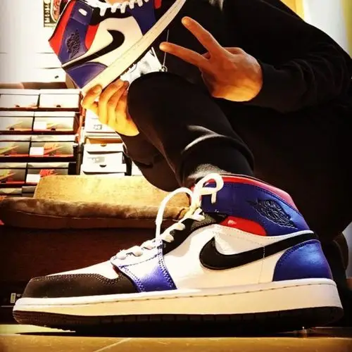 nike air jordan 1 mid aj1乔1 黑脚趾 男女中低帮篮球鞋554724-124