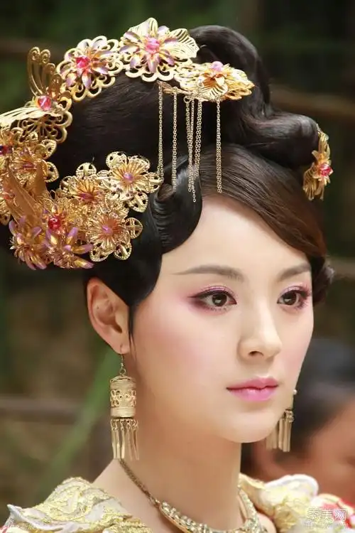 《兰陵王》郑儿华服剧照 毛林林演反派被骂(6)