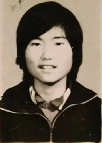 前81班,后80班黑白一寸相片集