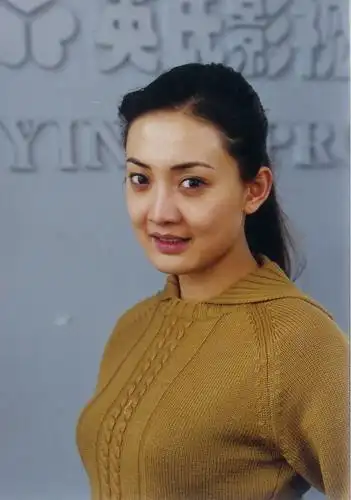 图文:制造欢笑的英氏台柱-牛莉