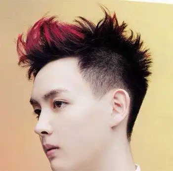 男生只染一撮头发图片染一撮头发染哪漂亮