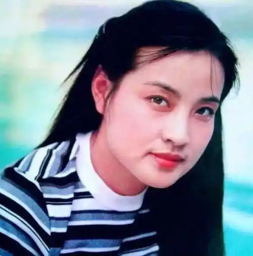 62岁蔡明脸部惊人变化,保定菜市场综艺现场曝光!