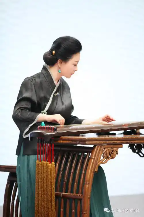 琴台夜月│2018古琴文化节中国古琴大师演奏会纪实