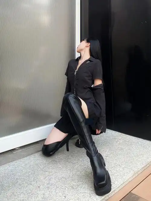 aiiblack特工 冬季必备过膝靴:达芙妮方糖过膝靴冬季辣妹必备单品显长