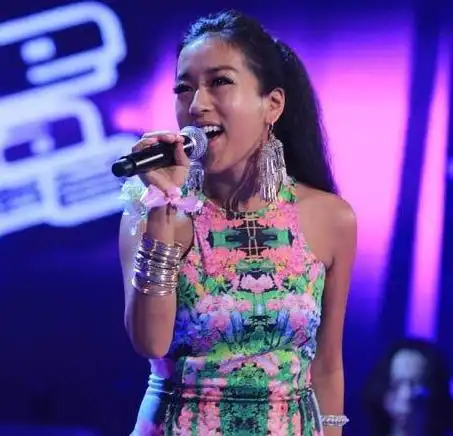 有种"整容"叫吉克隽逸卸妆,素颜照曝光后,网友:为啥要扮黑