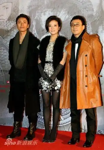 图文花木兰红毯携手星光国际董事长王喆