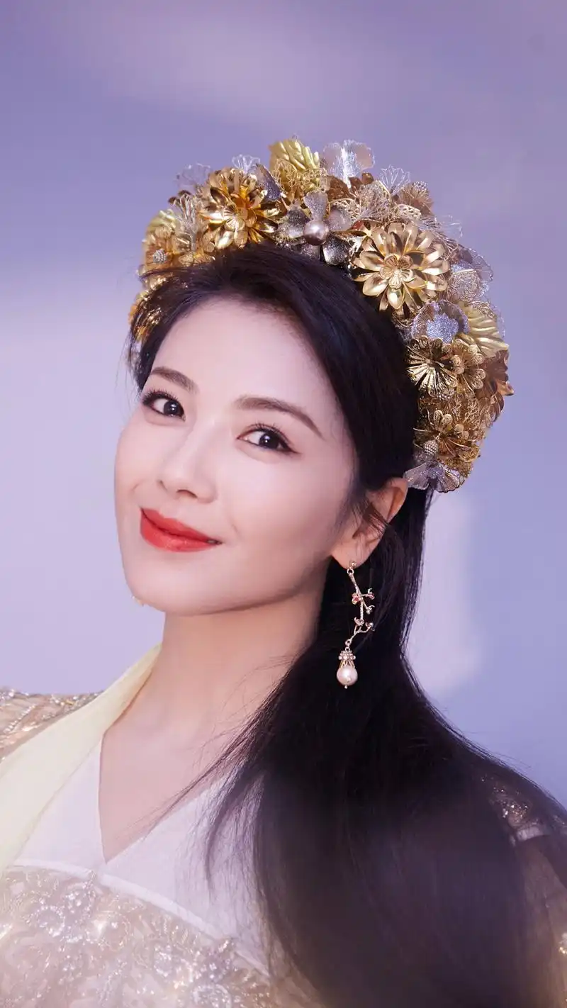 演员刘涛,主演电视剧《大宋宫词》,期待姐姐的精彩演出!