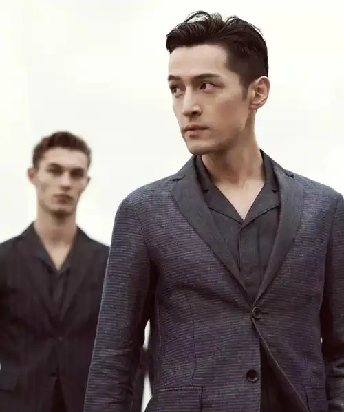 发型图片 胡歌相关图片 胡歌时尚大片帅气写真(5张) 胡歌高清活动图片