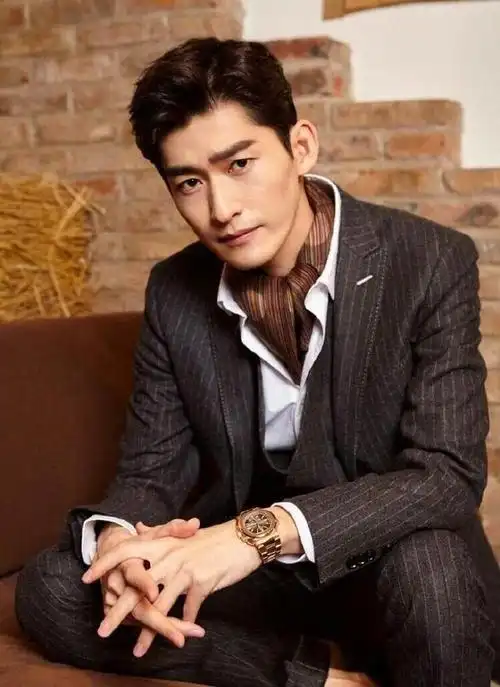 最符合霸道总裁形象的8位男明星,郭敬明眼光真牛