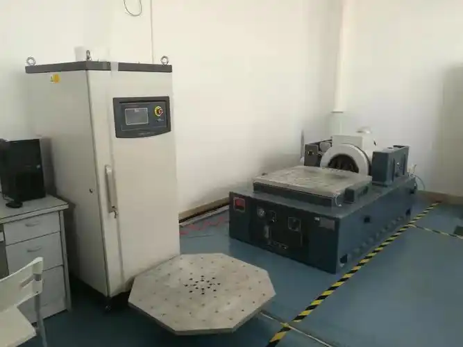 二手高频振动台安装