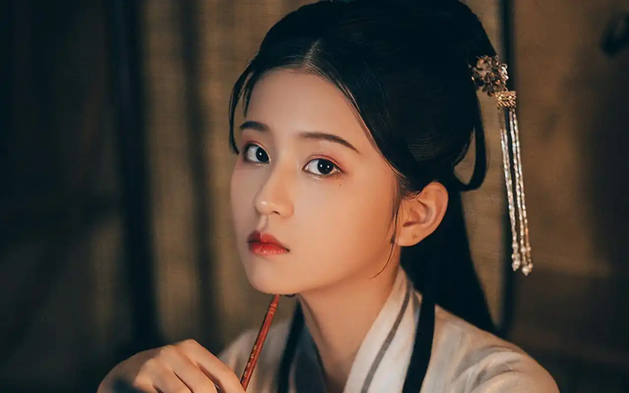 古风汉服美女写真图片桌面壁纸