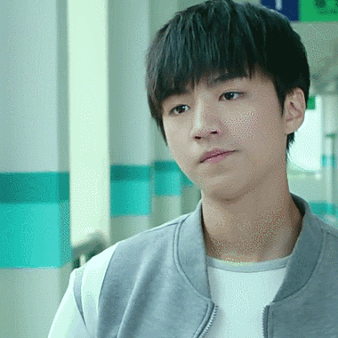 tfboys帅气交谈点头gif动图_动态图_表情包下载_soogif