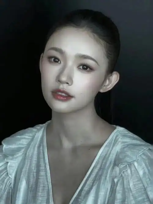 林允近期皮肤状态##林允放饭