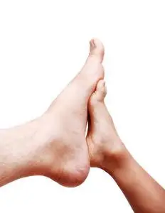 小脚和大脚图片