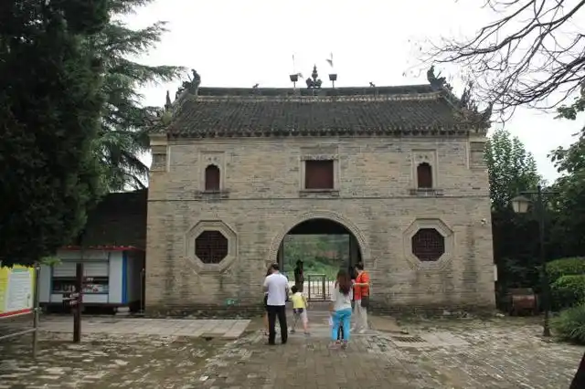 自驾车实地探访袁世凯故居