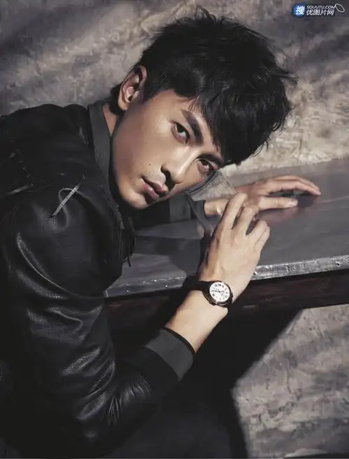 郑元畅,帅哥,型男,美男,暖男,时尚,冷色调,男演员,台湾帅哥郑元畅冷