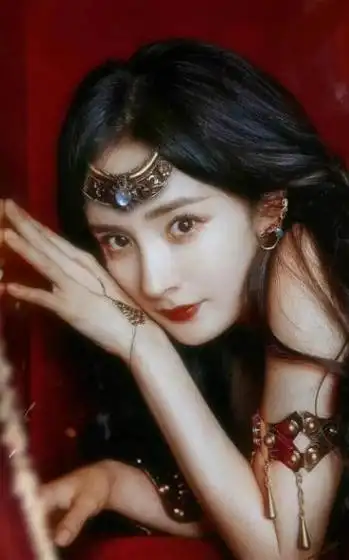 7位美若天仙的"狐狸眼"女星,个个风情万种,回头一笑百媚生