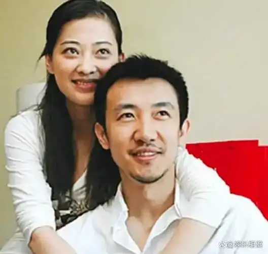 梅婷在演艺圈被认为是老天爷追着投食的那种类型.