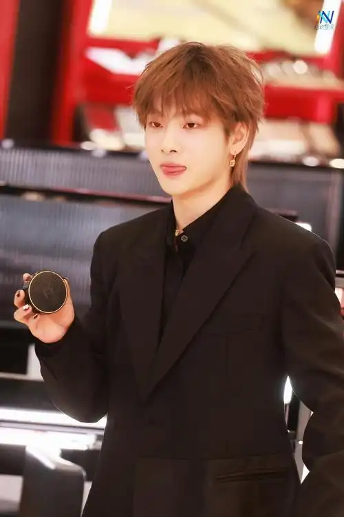 周震南梗王##周震南动图