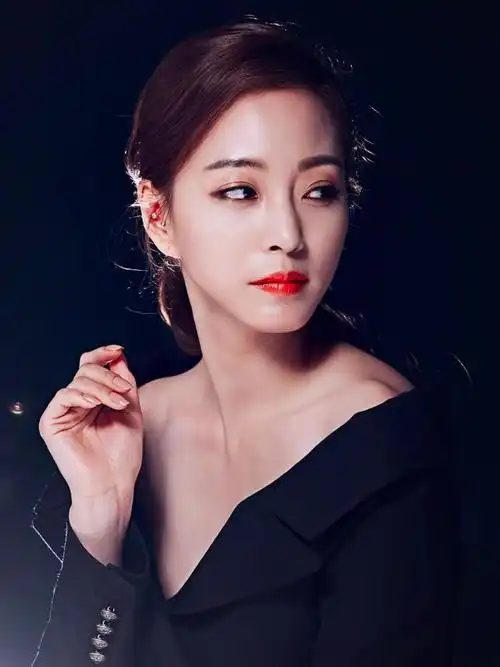 韩艺瑟 ye-seul han的图片