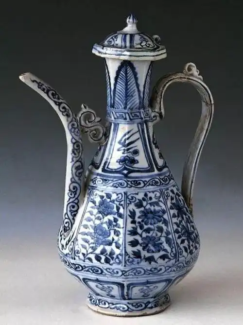 一组大开门的元代瓷器欣赏