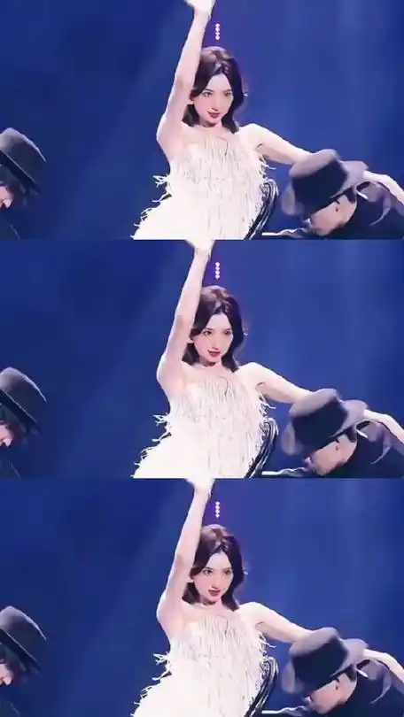 是跳舞的晓彤啊!毛晓彤.又甜又美.跳的