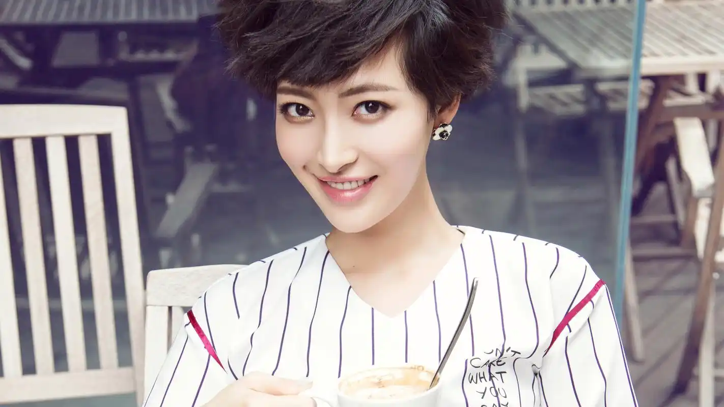 女艺人杨洋图片电脑桌面壁纸 第一辑