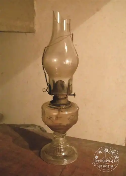 美孚灯(贝仲林 供图)