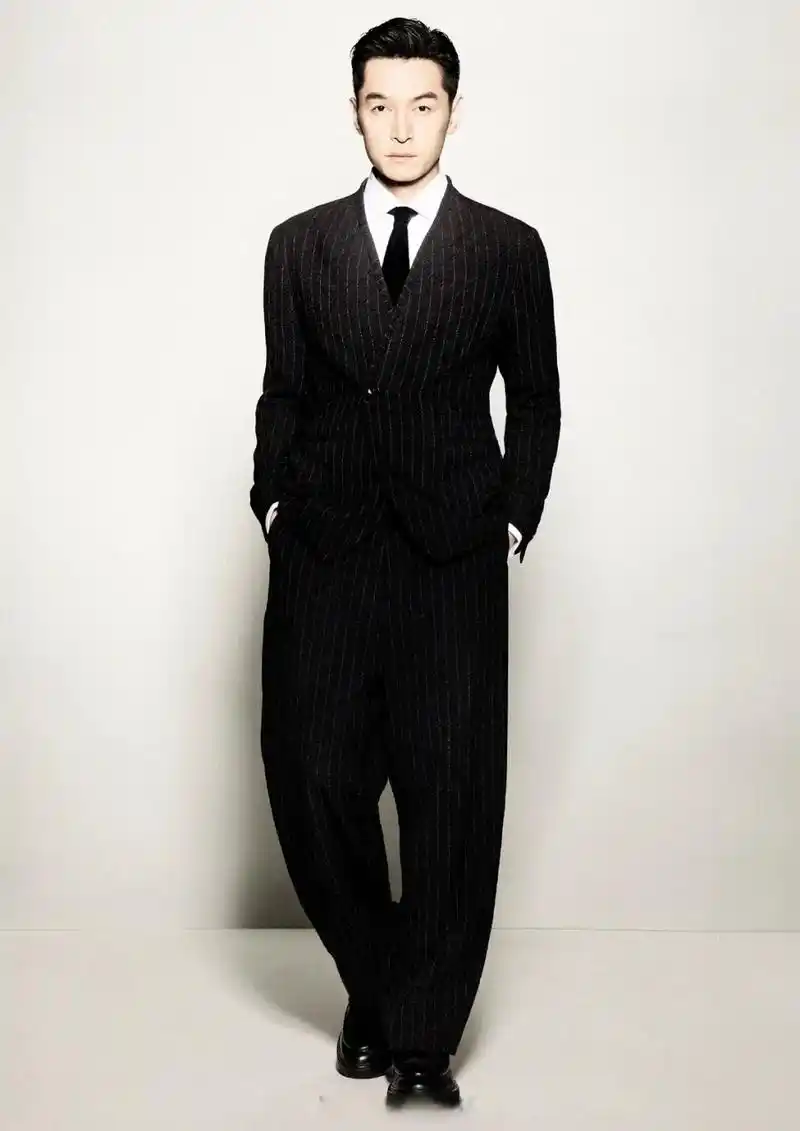 胡歌最新阿玛尼大片 速来品鉴